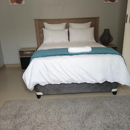 Bertha'S Place Apartment Pretoria Ngoại thất bức ảnh