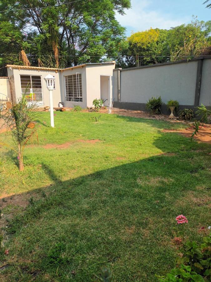 Bertha'S Place Apartment Pretoria Ngoại thất bức ảnh